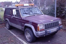 XJ Mod.88  3-trig  -  Laredo